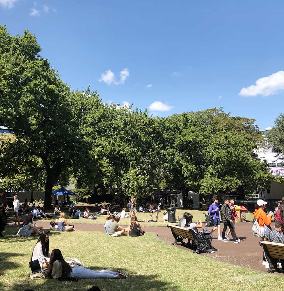 【奧克蘭市區景點】阿爾伯特公園 Albert Park|大學新生表演活動! - 第9張圖 奧克蘭 阿爾伯特公園 Auckland Albert Park 新生訓練表演活動 Orientation