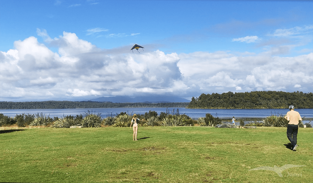 紐西蘭南島 馬希納普阿湖 Lake Mahinapua
