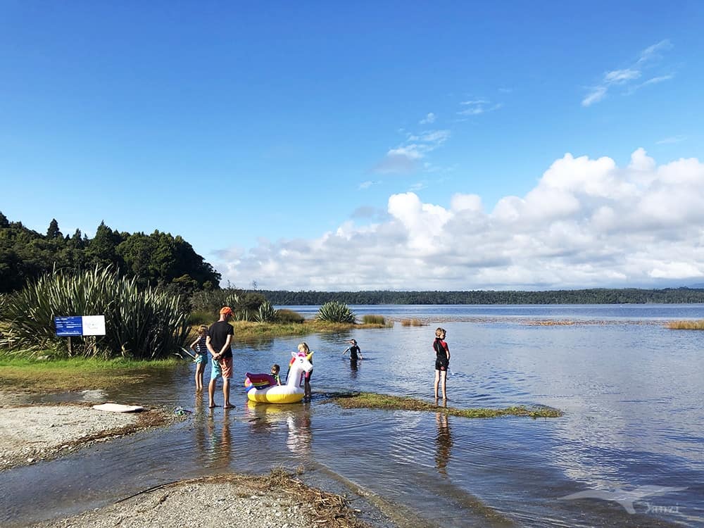 紐西蘭南島 馬希納普阿湖 Lake Mahinapua