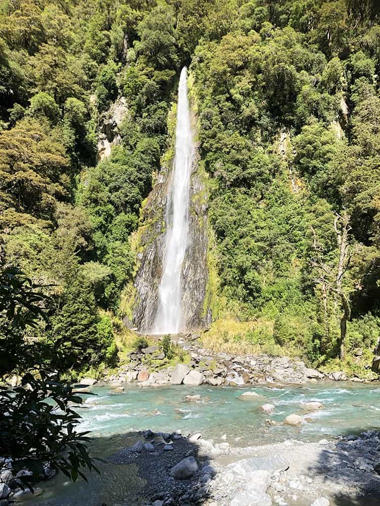 紐西蘭南島 雷溪瀑布 Thunder Creek Falls