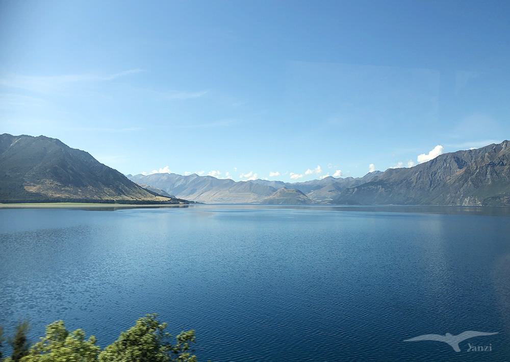 【紐西蘭D16下】瓦納卡湖Lake Wanaka|湛藍靜謐的悠閒午後 - 第9張圖