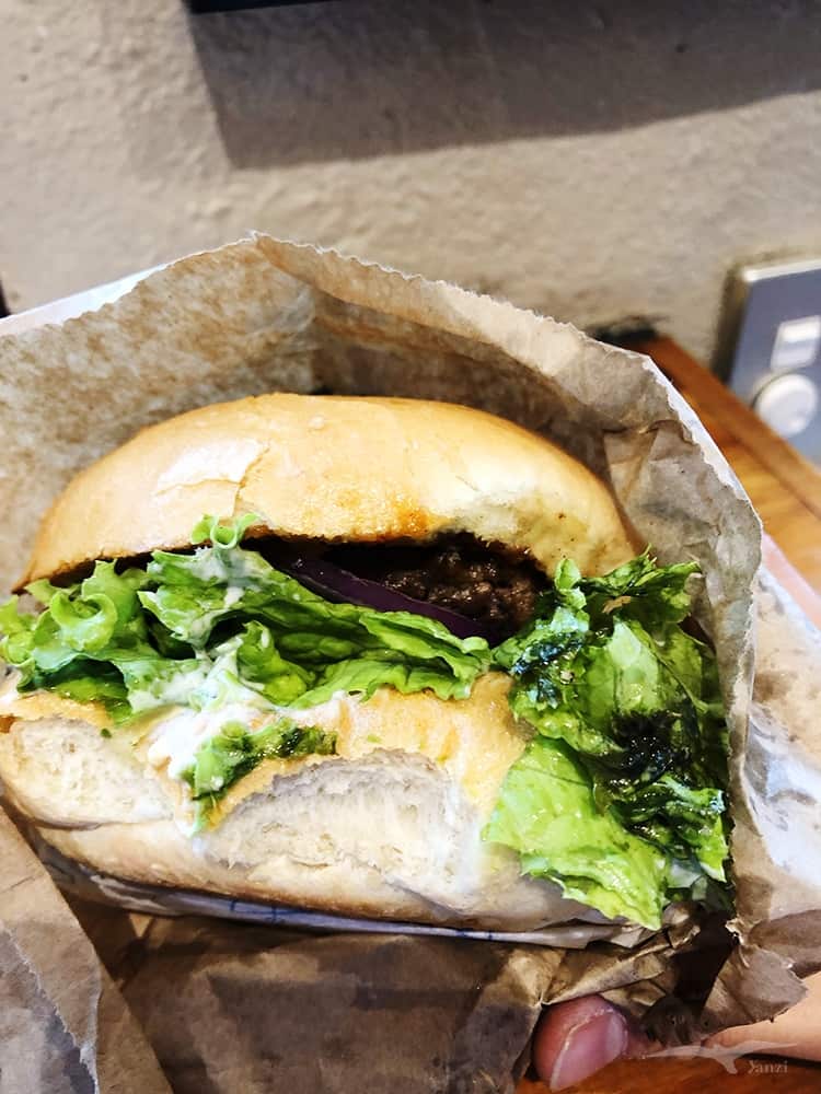 皇后鎮Queenstown CNN評比世界第一漢堡店Fergburger