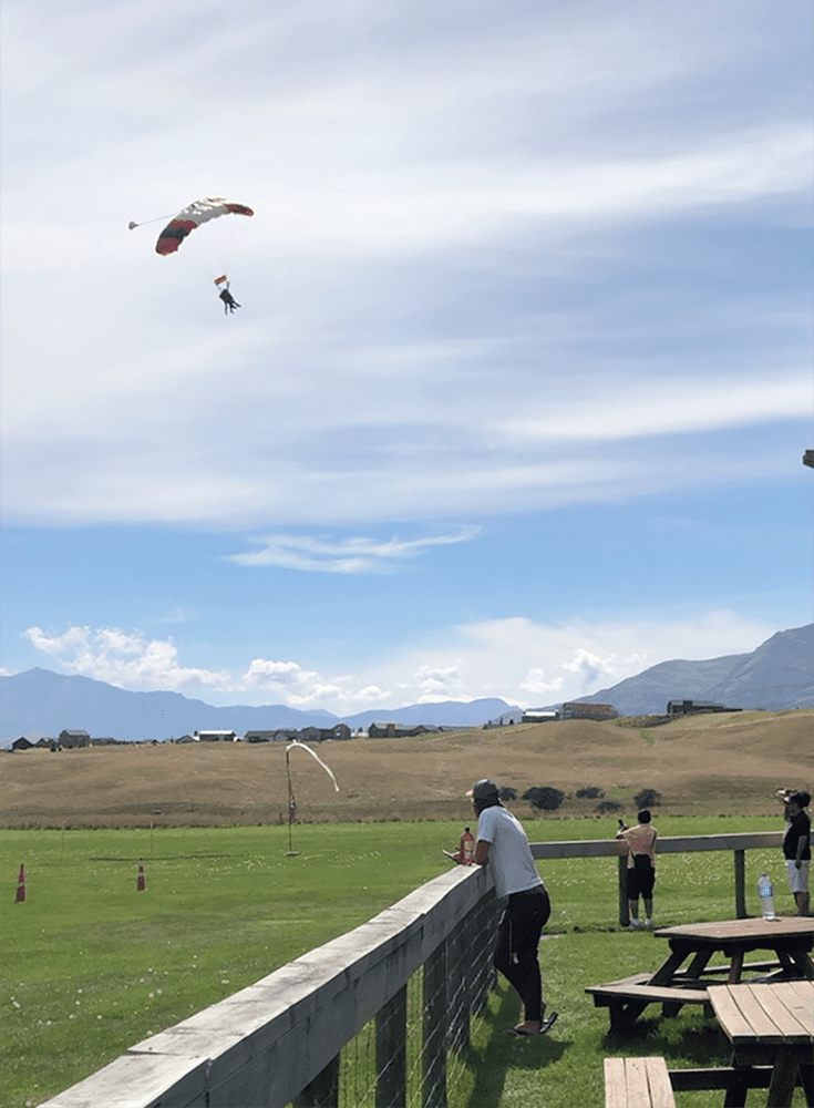 皇后鎮跳傘 NZONE Skydive Queenstown 跳傘基地