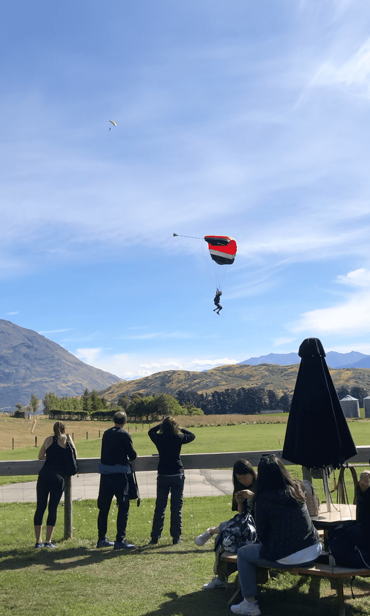 皇后鎮 NZONE Skydive Queenstown 跳傘基地
