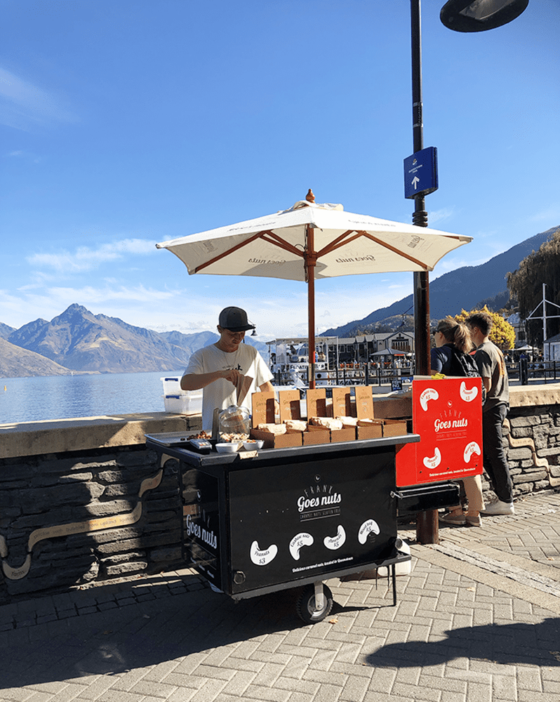 【紐西蘭D22】皇后鎮Queenstown六日遊行程|市區+郊區景點 - 第36張圖 紐西蘭皇后鎮 Queestown 餐車