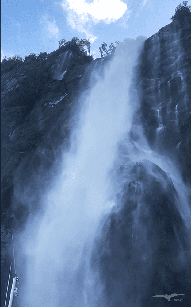 米爾福德峽灣 Milford Sound 斯特林瀑布 Stirling Falls