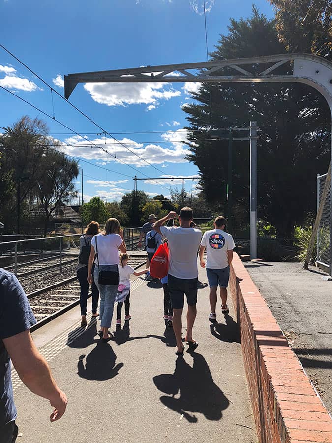【墨爾本】超大湖泊公園 Albert Park Lake|慢跑/划船/野餐 - 第7張圖 墨爾本 Middle Park Station Light Rail(Middle Park)