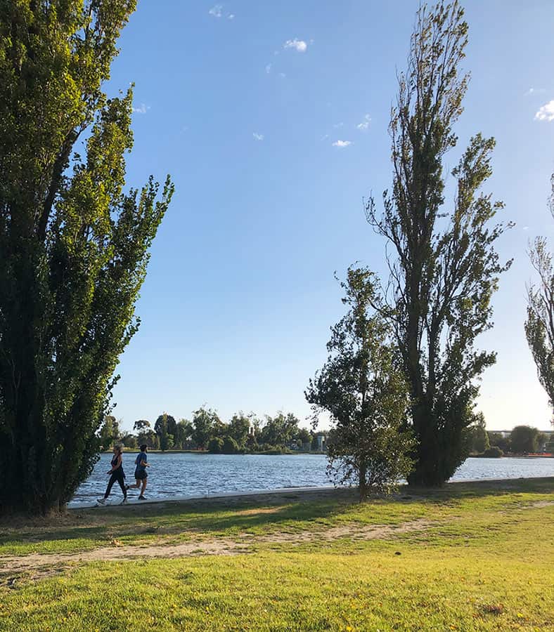 【墨爾本】超大湖泊公園 Albert Park Lake|慢跑/划船/野餐 - 第62張圖 墨爾本 阿爾伯特公園湖 慢跑 Albert Park Lake jogging
