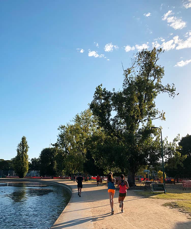 【墨爾本】超大湖泊公園 Albert Park Lake|慢跑/划船/野餐 - 第63張圖 墨爾本 阿爾伯特公園湖 慢跑 Albert Park Lake jogging