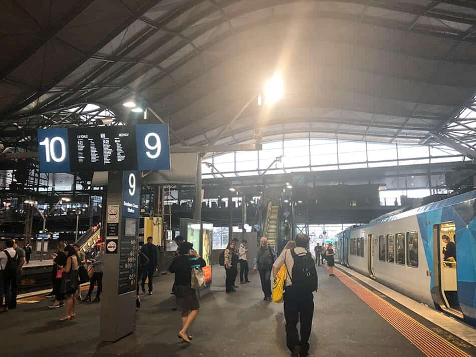 【墨爾本】南十字星車站 Southern Cross Station|光線與建築完美交融 - 第13張圖