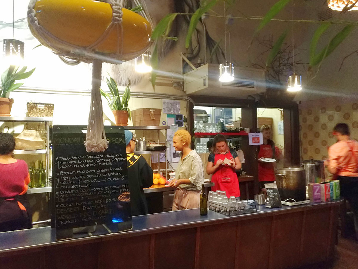 【墨爾本】義工素食餐廳Lentil as Anything三間分店|自由給錢 - 第32張圖