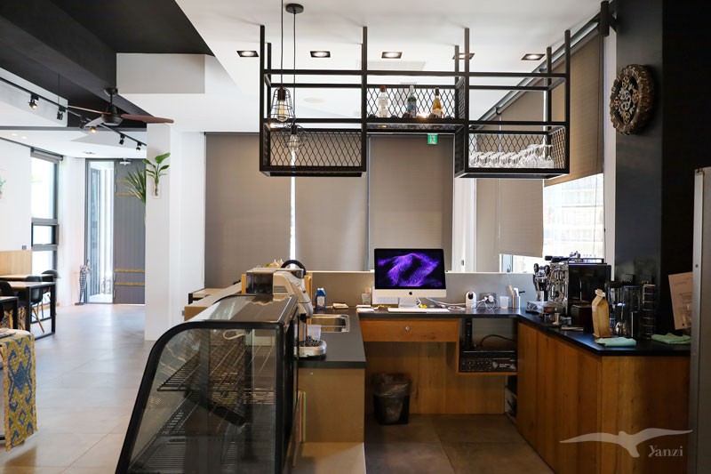 【澎湖民宿推薦】澎湖路旅店—樓中樓6人房｜乾淨舒適、附早餐