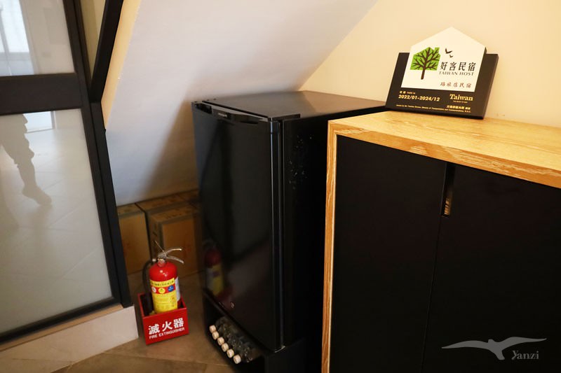 【澎湖民宿推薦】澎湖路旅店—樓中樓6人房｜乾淨舒適、附早餐