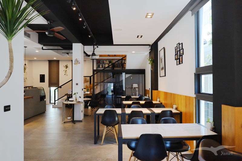 【澎湖民宿推薦】澎湖路旅店—樓中樓6人房｜乾淨舒適、附早餐