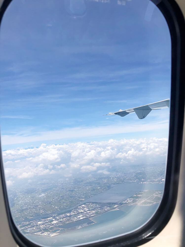 台北松山飛澎湖|立榮/華信)連假搶票+立榮航空搭乘初體驗! - 第38張圖 立榮航空-澎湖去程 空中