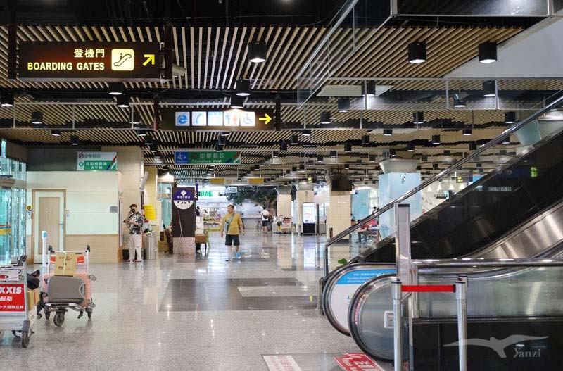 台北松山飛澎湖|立榮/華信)連假搶票+立榮航空搭乘初體驗! - 第54張圖 台北松山飛澎湖|立榮/華信)連假搶票+立榮航空搭乘初體驗!