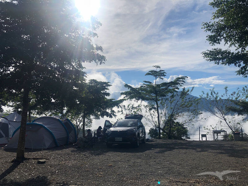武界露營推薦——武界雲頂露營天地｜打開帳篷就能看雲海！