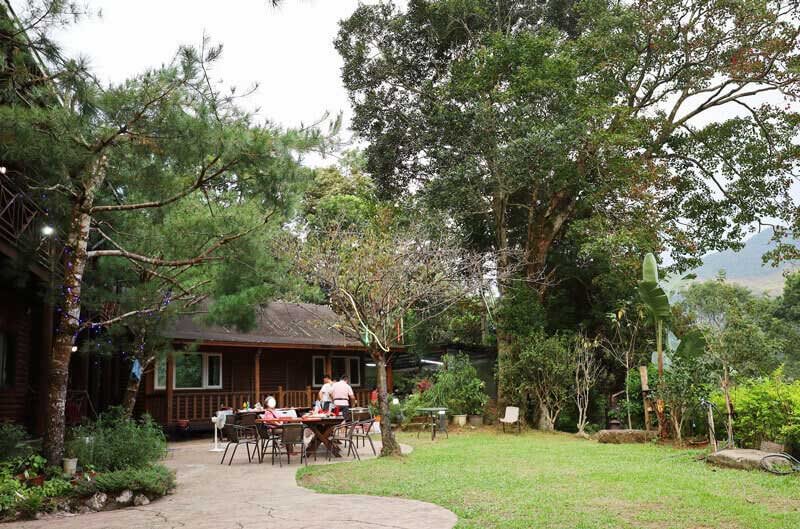 南庄住宿推薦——鳳櫻山莊｜中秋烤肉+免費卡拉OK歡唱【苗栗】