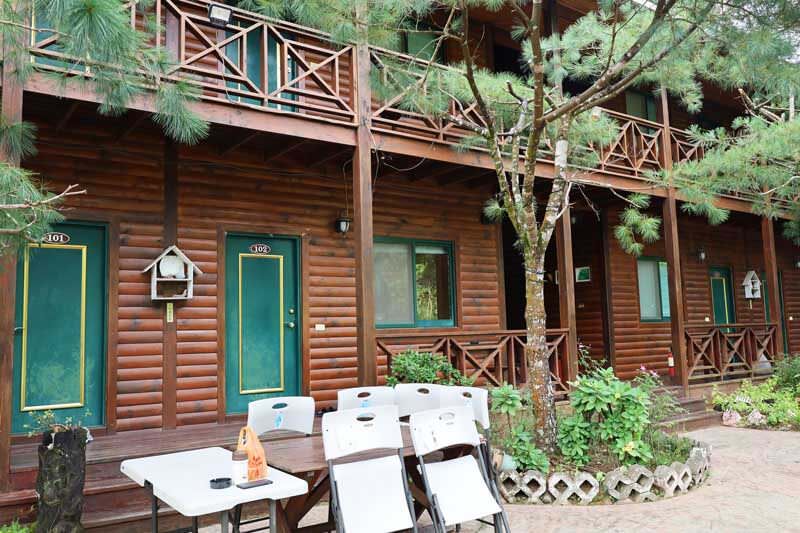 南庄住宿推薦——鳳櫻山莊｜中秋烤肉+免費卡拉OK歡唱【苗栗】