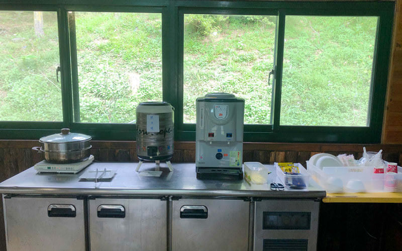 南庄住宿推薦——鳳櫻山莊｜中秋烤肉+免費卡拉OK歡唱【苗栗】