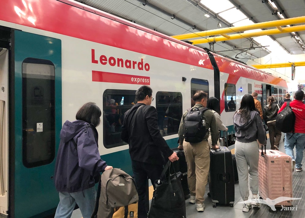 【羅馬機場到市區】搭乘leonardo express封面