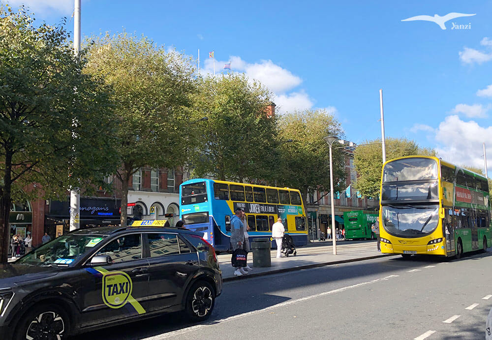 【都柏林市集】Mespil Road Lunchtime Market｜河岸邊的平日午餐市集！