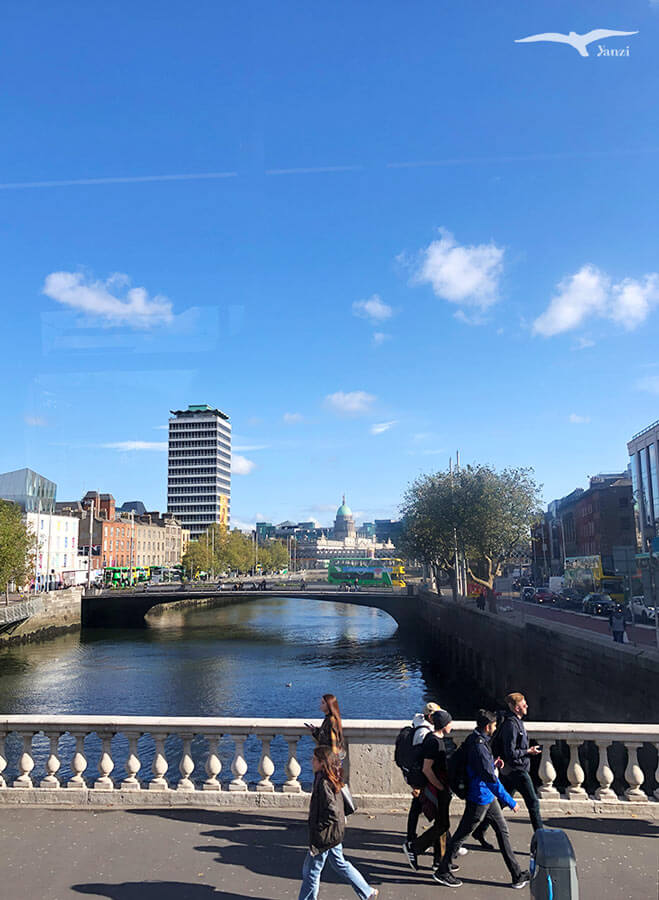 【都柏林市集】Mespil Road Lunchtime Market｜河岸邊的平日午餐市集！