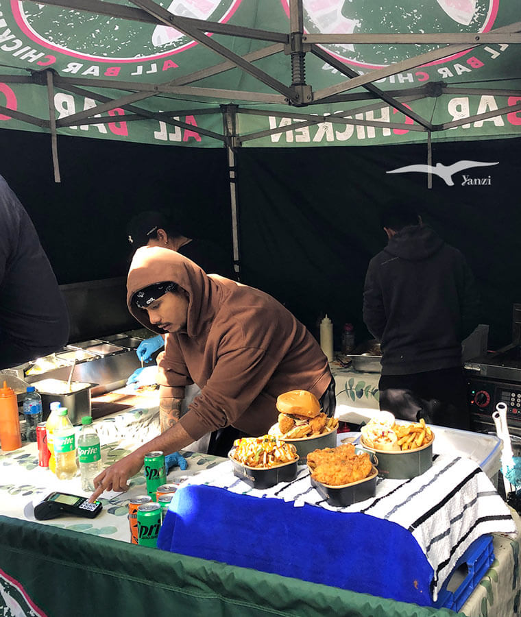 【都柏林市集】Mespil Road Lunchtime Market｜河岸邊的平日午餐市集！