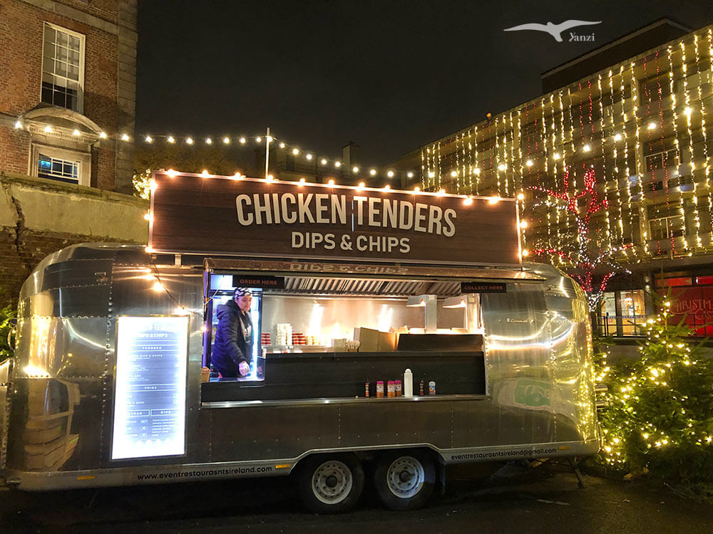 【都柏林城堡聖誕市集】Dublin Castle Christmas Market|童話般的冬日城堡! - 第8張圖 【都柏林城堡聖誕市集】Dublin Castle Christmas Market|童話般的冬日城堡!