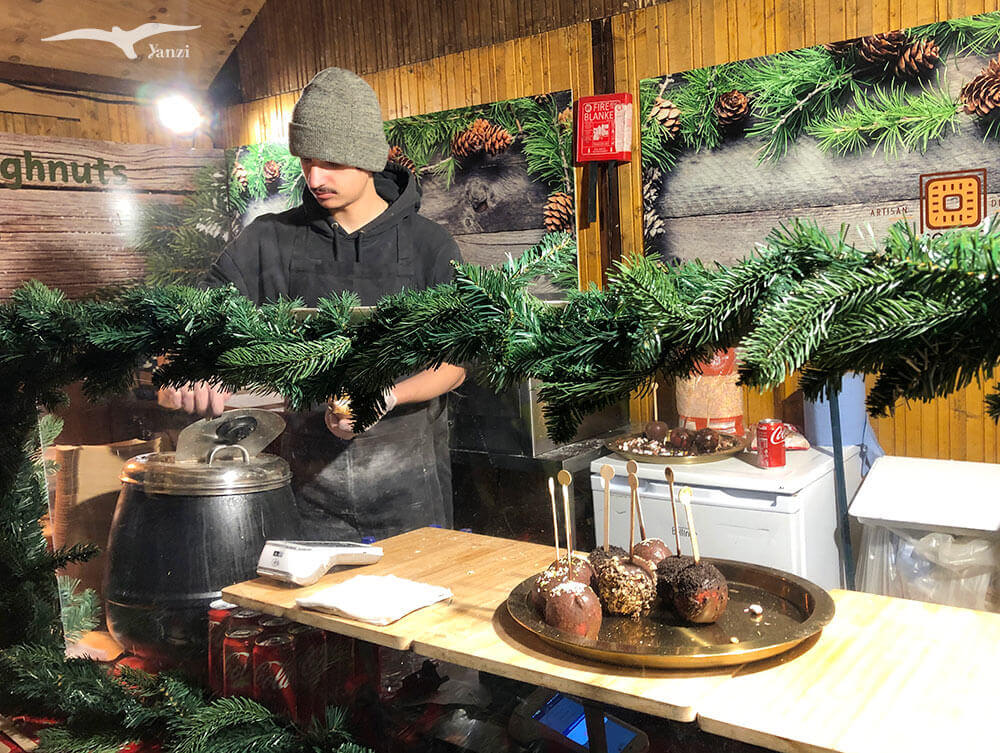 【都柏林城堡聖誕市集】Dublin Castle Christmas Market|童話般的冬日城堡! - 第38張圖 【都柏林城堡聖誕市集】Dublin Castle Christmas Market|童話般的冬日城堡!