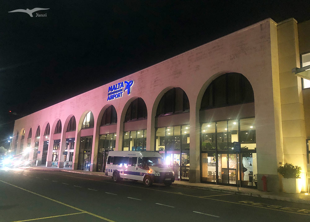 【馬爾他機場交通】搭公車到瓦萊塔市區|30分內抵達! - 第1張圖