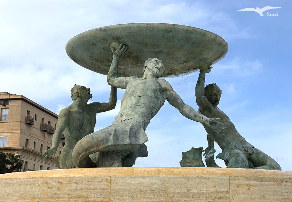 【瓦萊塔一日遊】8大景點＋步行路線｜漫步馬爾他的金色古城！