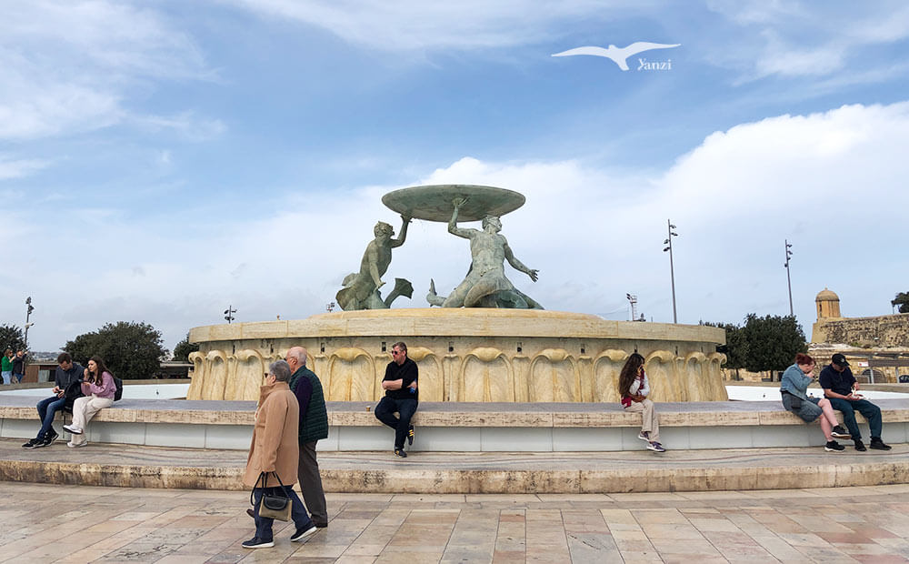 【瓦萊塔一日遊】8大景點＋步行路線｜漫步馬爾他的金色古城！