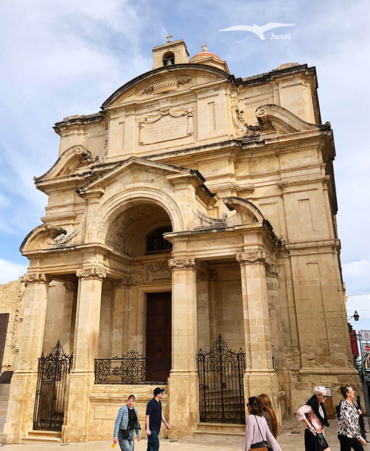 【瓦萊塔一日遊】8大景點＋步行路線｜漫步馬爾他的金色古城！