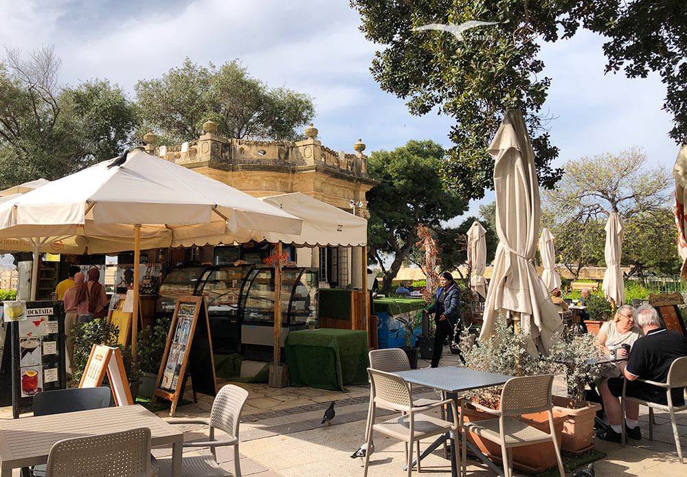 【瓦萊塔一日遊】8大景點＋步行路線｜漫步馬爾他的金色古城！