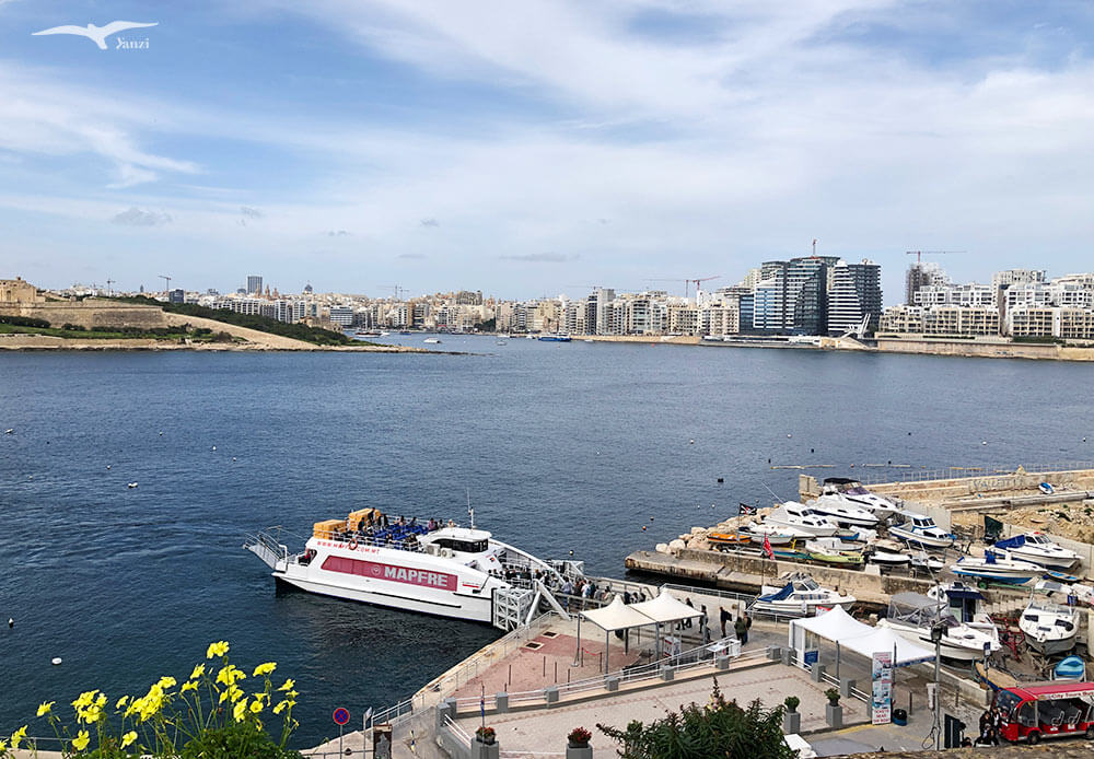 【瓦萊塔一日遊】8大景點＋步行路線｜漫步馬爾他的金色古城！